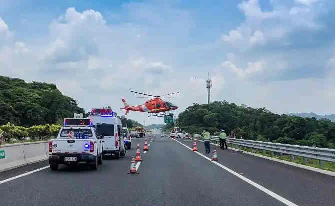 交城高速公路汽车救援案例